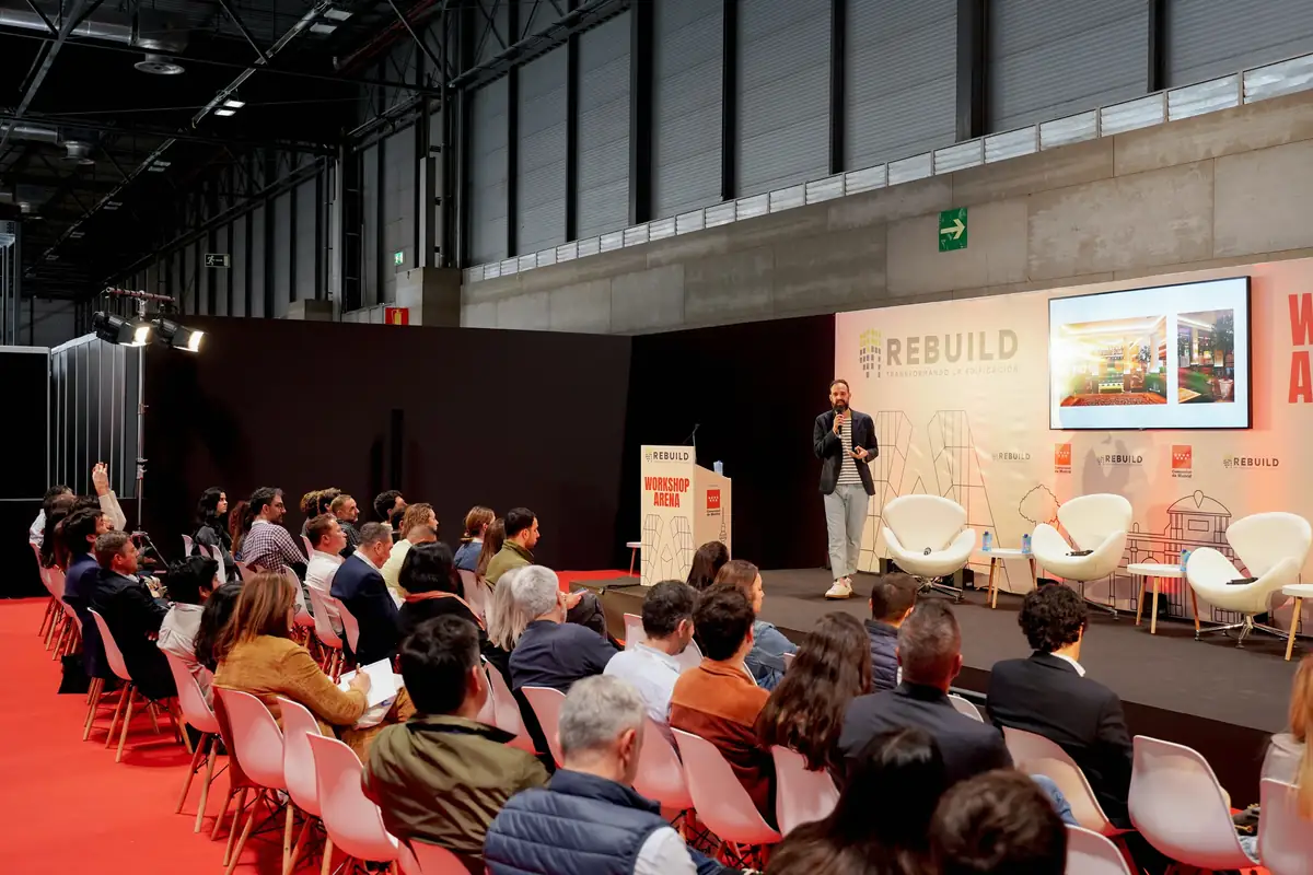 Público del Workshop Arena durante una de las ponencias sobre hoteles