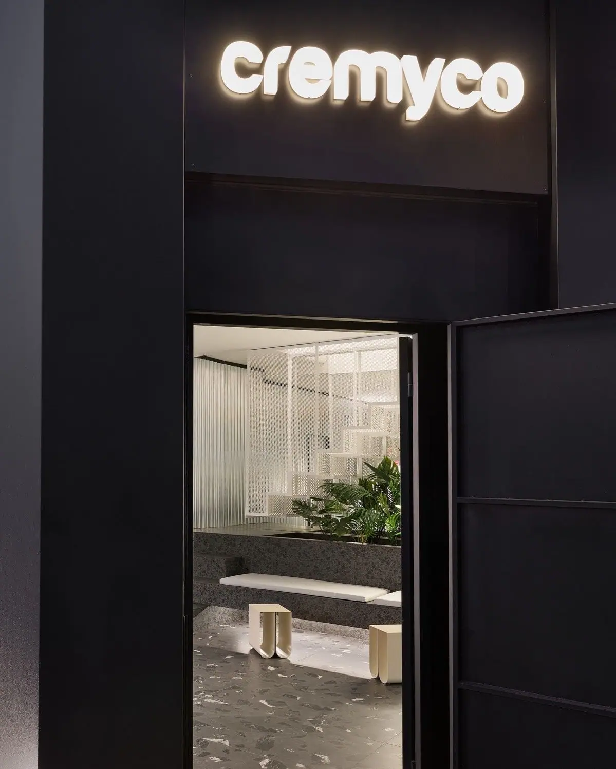 Oficinas Cremyco, Miriam Barrio Studio