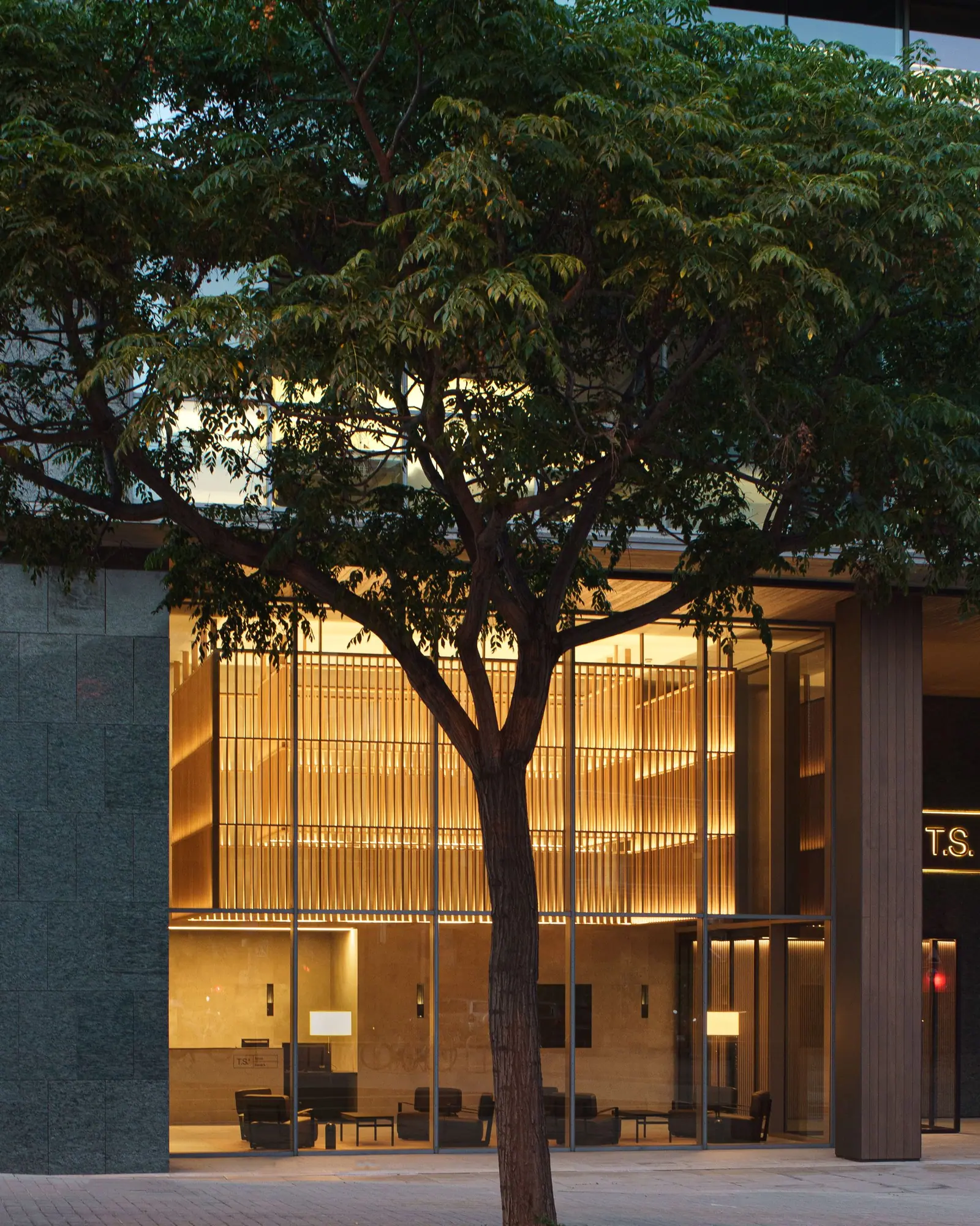 Torres Sarrià, Francesc Rifé Studio